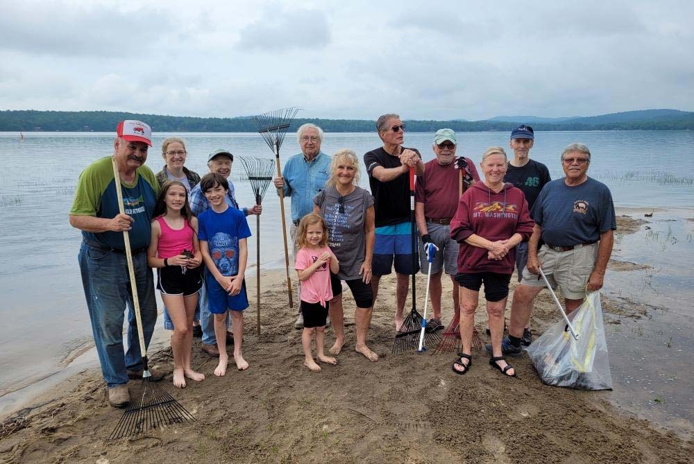 Clean Up Day Volunteers Sailing